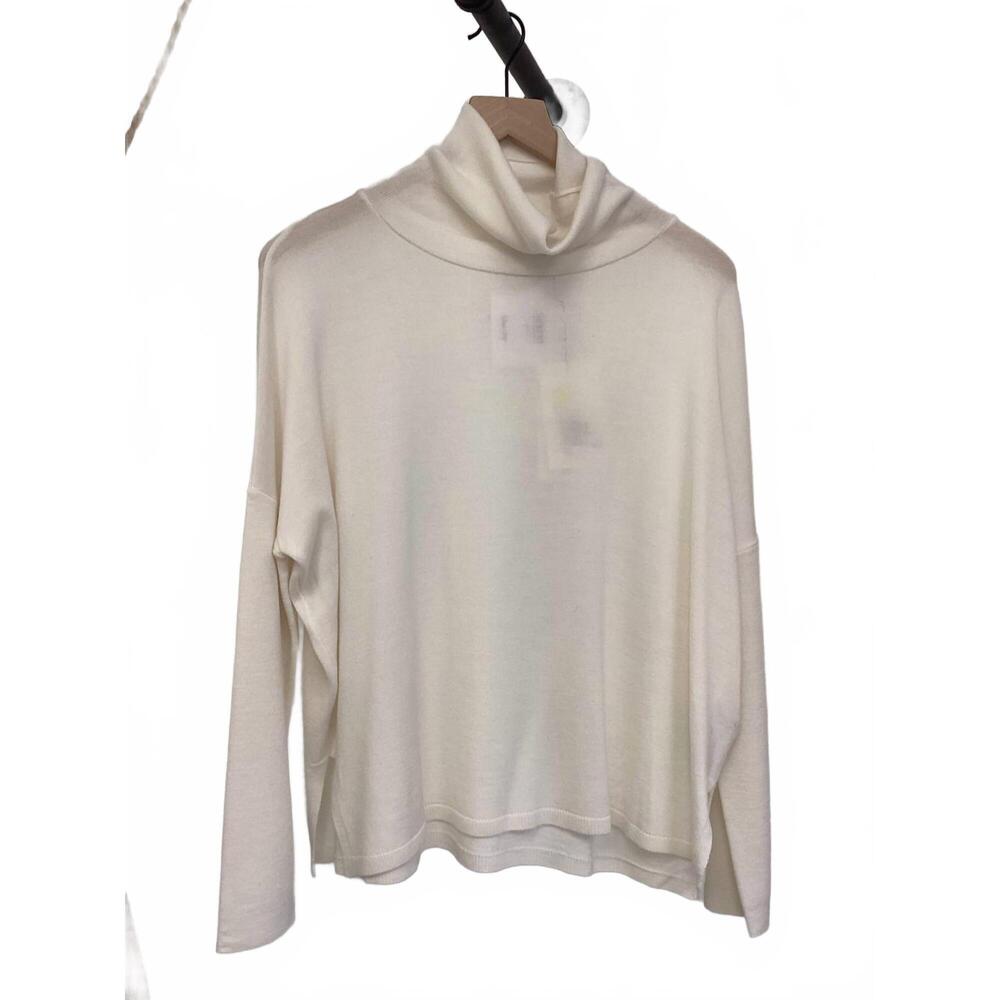 NEW MEIMEIJ women's knit turtleneck sweater in latte